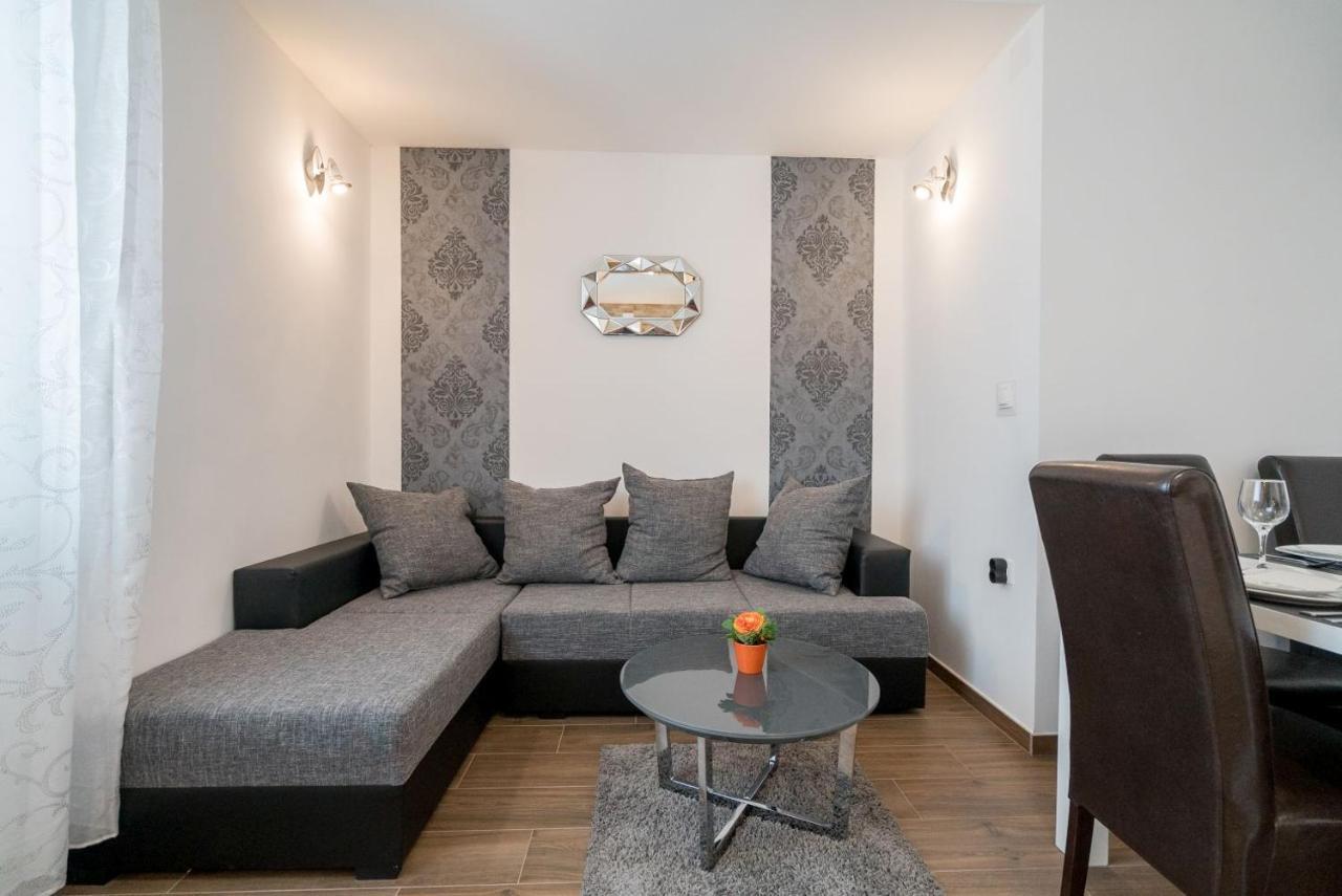 Apartment Anteo Free Parking Split Exteriör bild