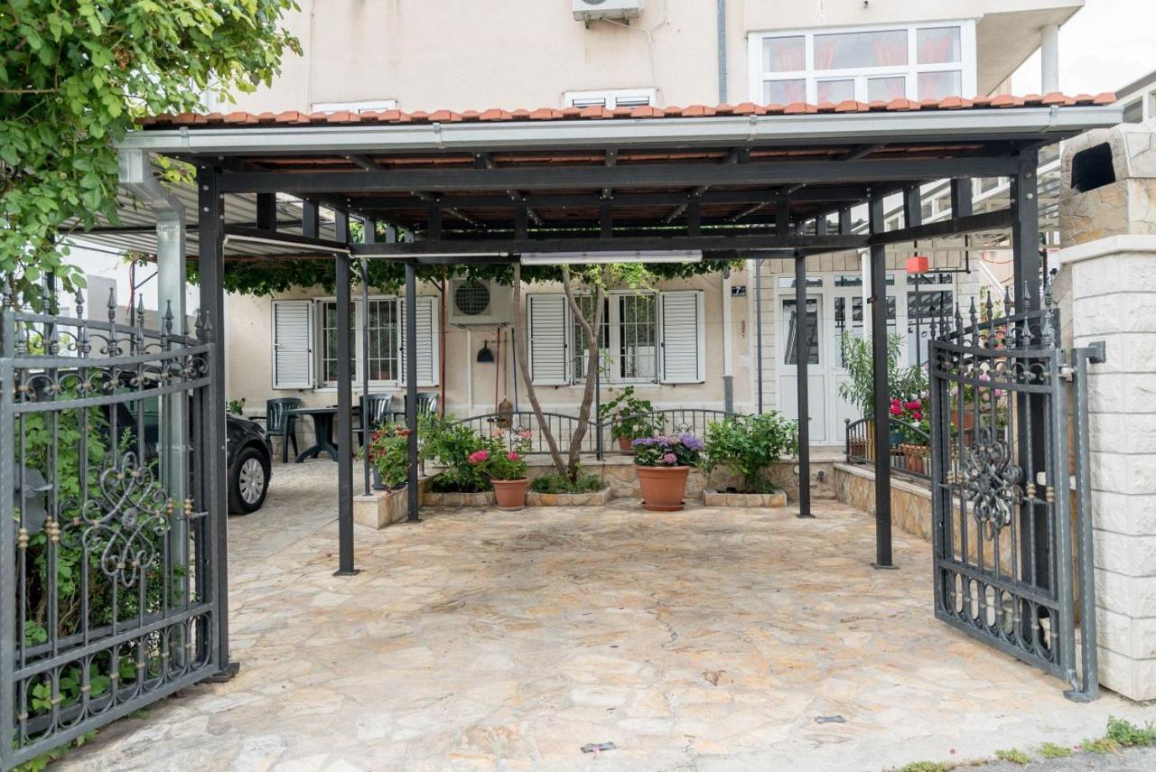 Apartment Anteo Free Parking Split Exteriör bild